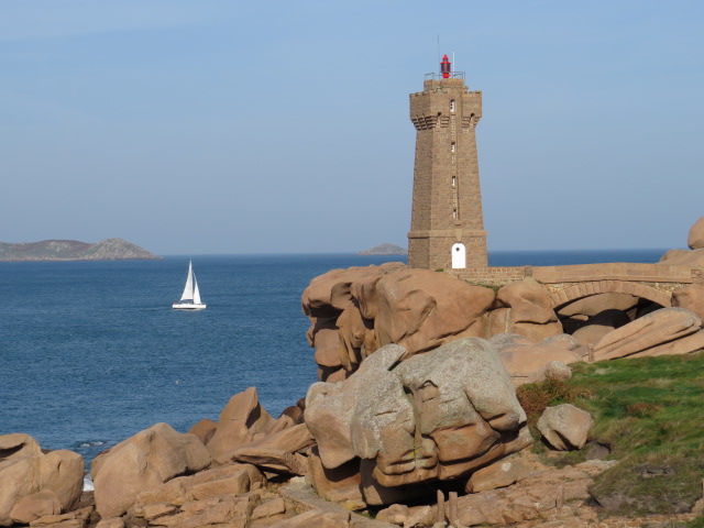 Plutonac'h Lighthouse