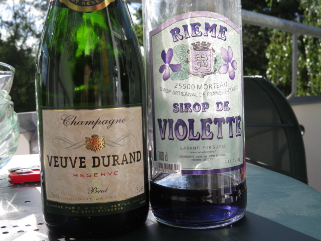 interesting reaction when violet syrup is mixed with champagne - no more purple!